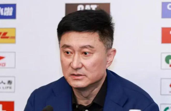 前线丨世界杯淘汰赛开战,看看“中登球员”的狼狈、不甘、挣扎、潇洒、从容