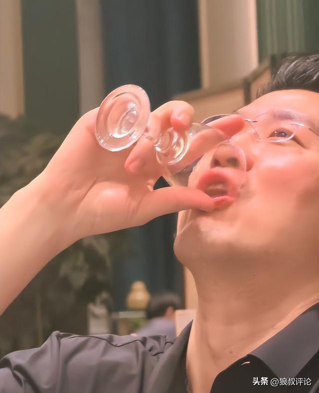 巴黎圣日耳曼:把巴萨口号和洋基队帽子变成商业模式