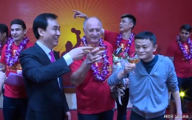 阿隆索谈恩佐未来:在足球世界里,我什么都不会感到意外