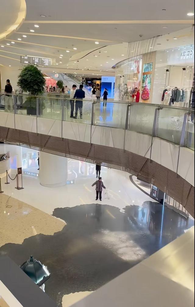 C罗在世界杯淘汰赛中尚未有过进球,拿什么和梅西比