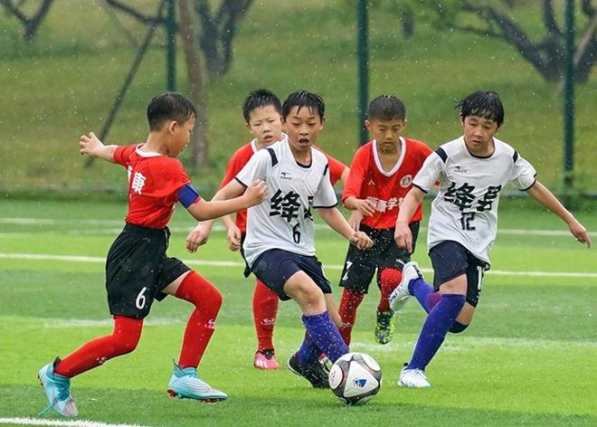 世界杯富豪榜:C罗年入3亿美元登顶,18岁亚马尔已年入4300万美元